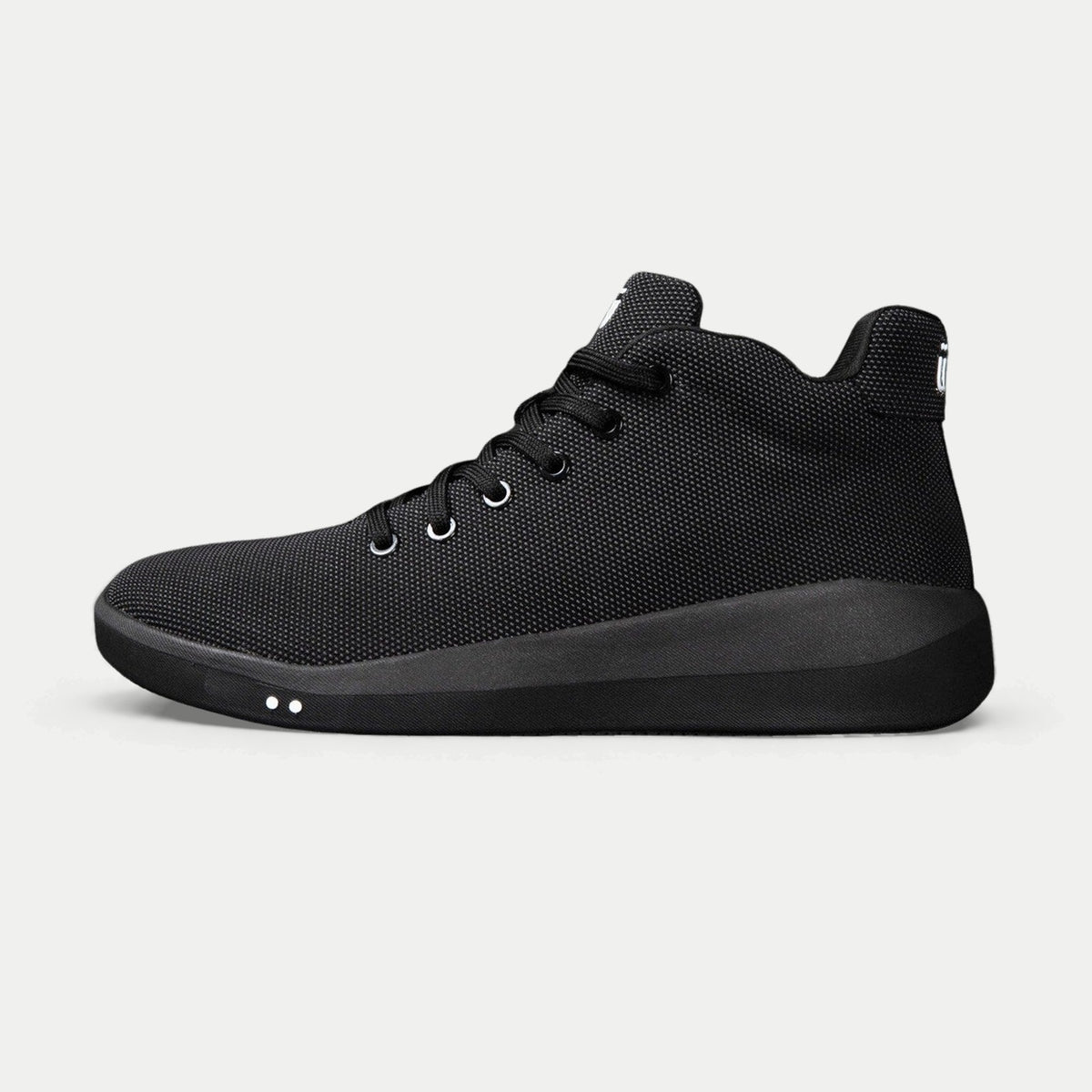 Perform Blackout, Mid, three-quarter view on stone